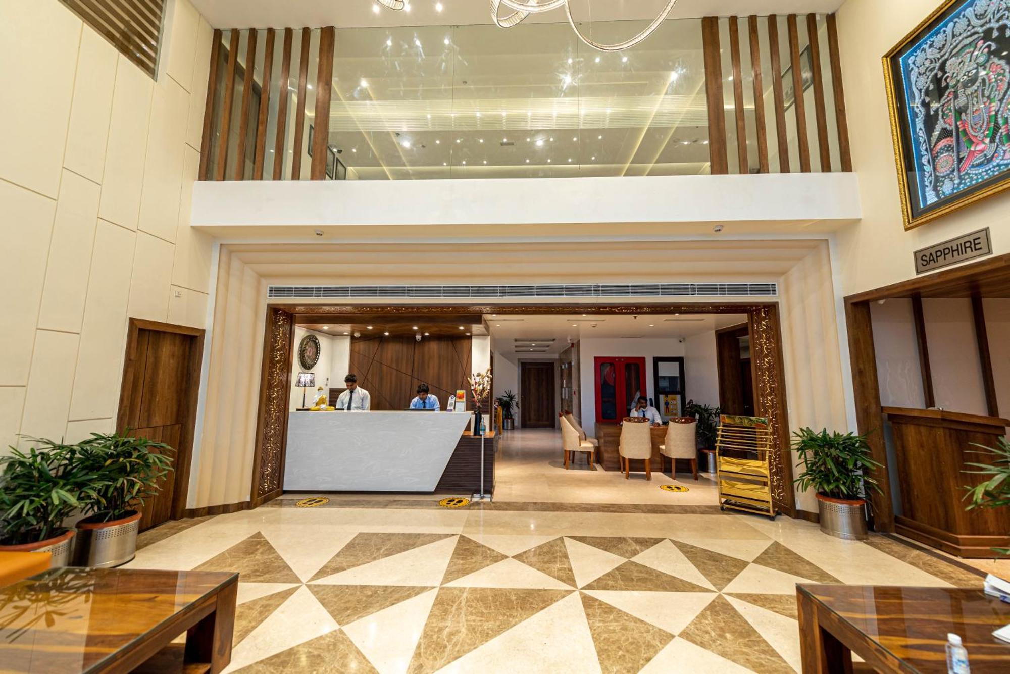 The Elite Lucknow Convention Hotel Екстериор снимка
